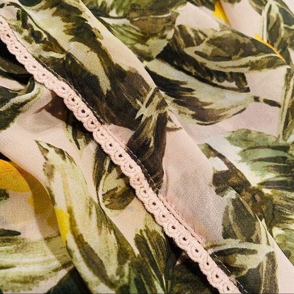 Lily White Kimono Floral Sheer Wrap Coverup Blush Trim Size Medium - Picture 8 of 12